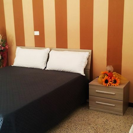 Torre Lapillo Beach Порто-Чезарео Екстер'єр фото